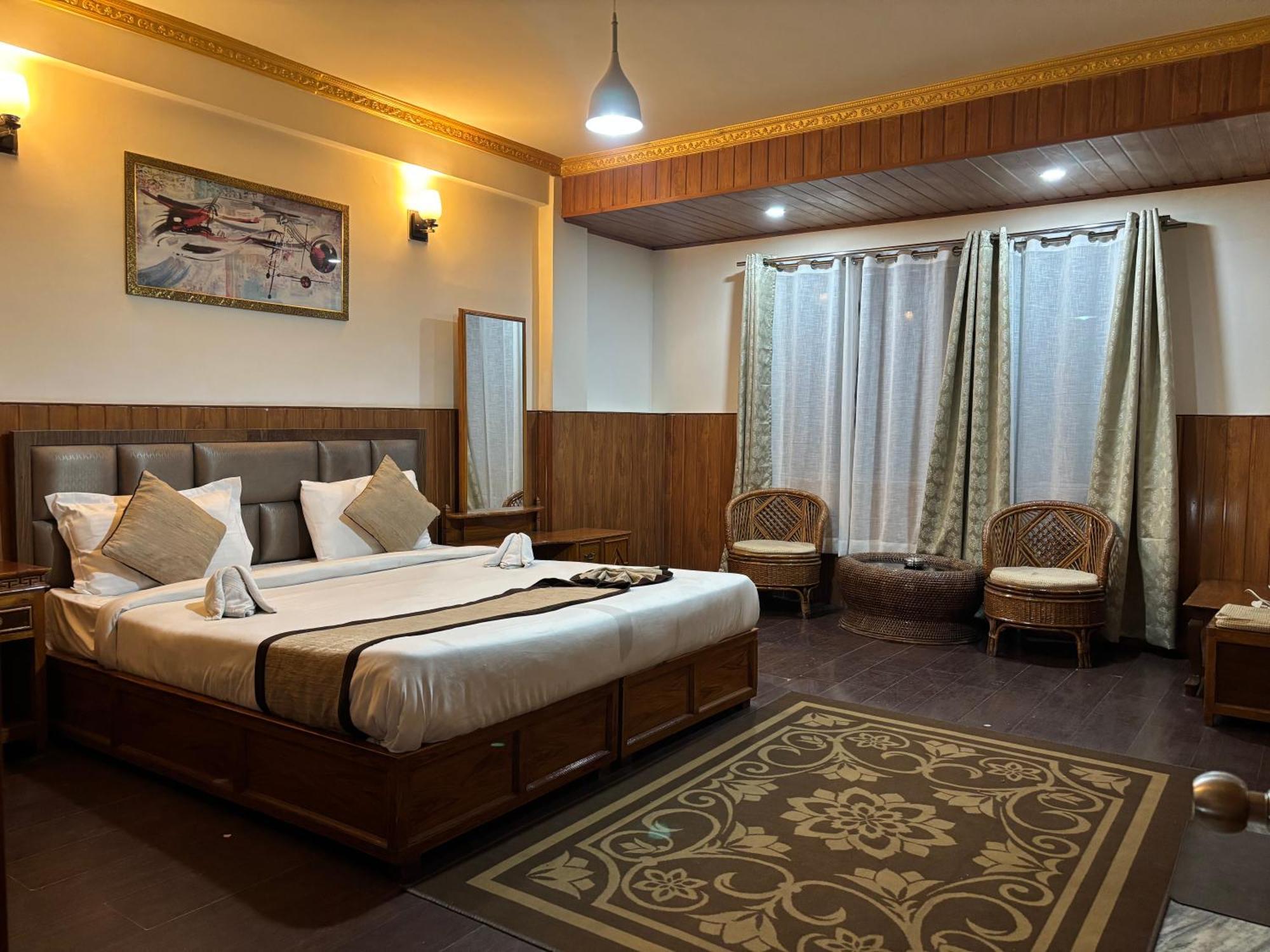 Hotel Kasturi Palace & Restaurant Darjeeling Darjeeling  Exterior photo